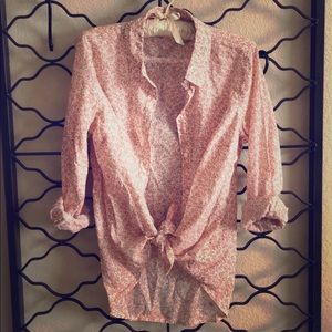 Feminine floral button up shirt